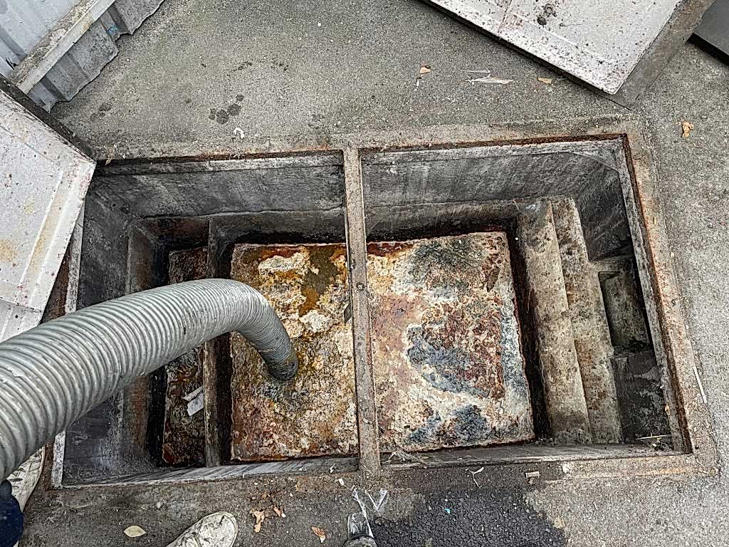 otopark vidanjörü yağ tutucu temizliği